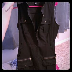 Size 10 super cute black button down dress 😍